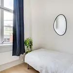 Spacious Five Bedroom Appartamento Oslo