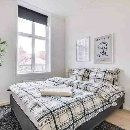 Spacious Five Bedroom Oslo