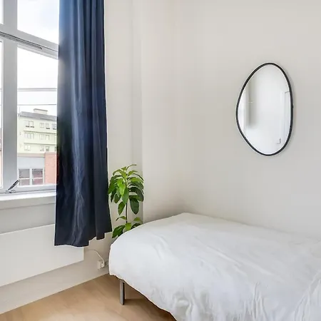 Spacious Five Bedroom Διαμέρισμα Όσλο